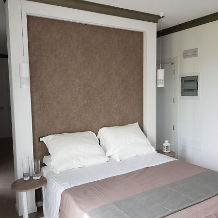 Residence Hotel Venus Suites Cervia Exterior foto