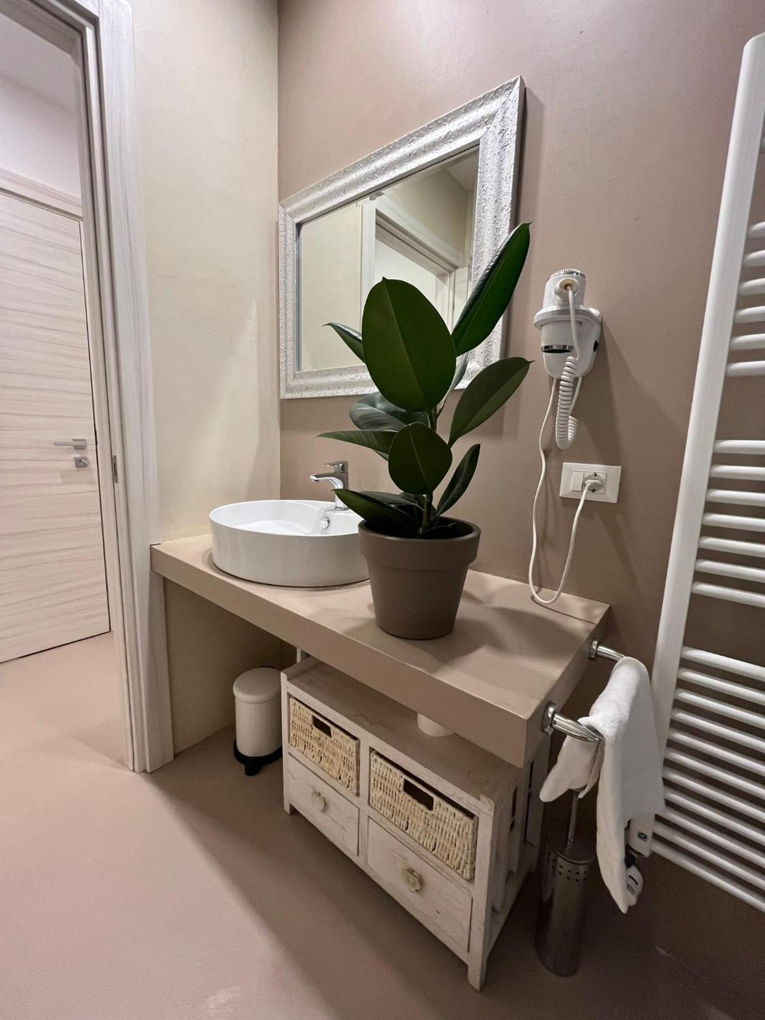 Residence Hotel Venus Suites Cervia Exterior foto