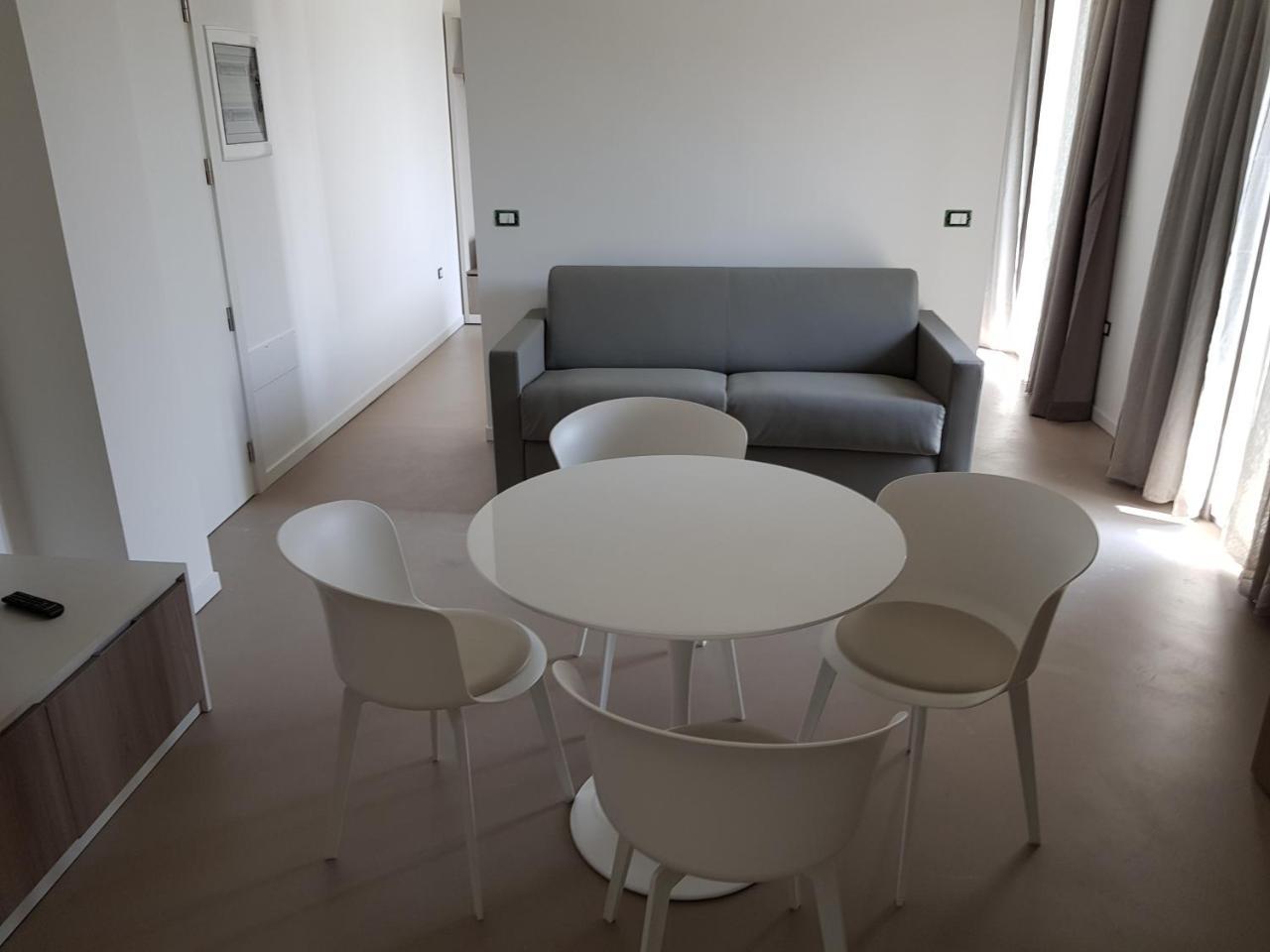 Residence Hotel Venus Suites Cervia Exterior foto
