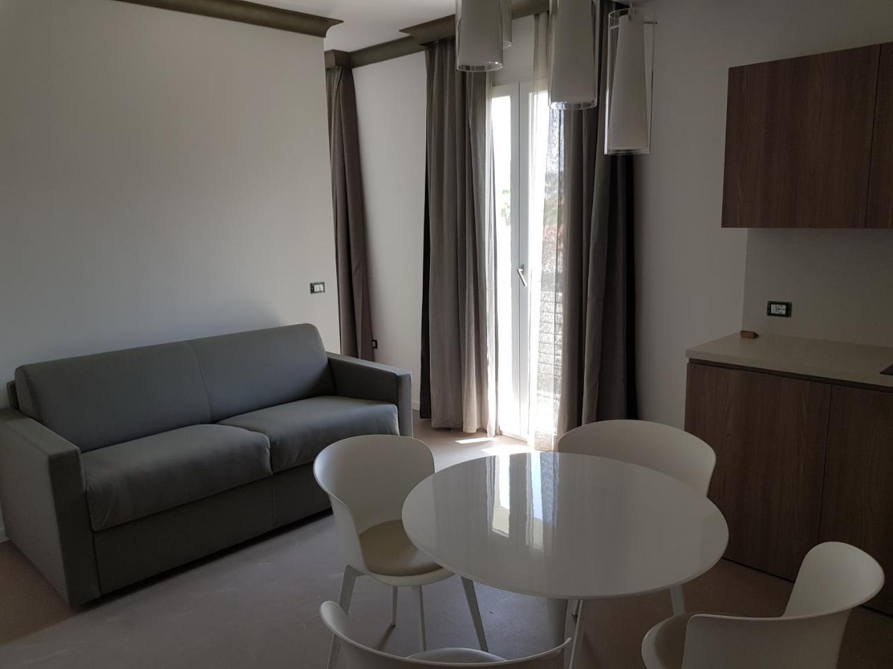 Residence Hotel Venus Suites Cervia Exterior foto