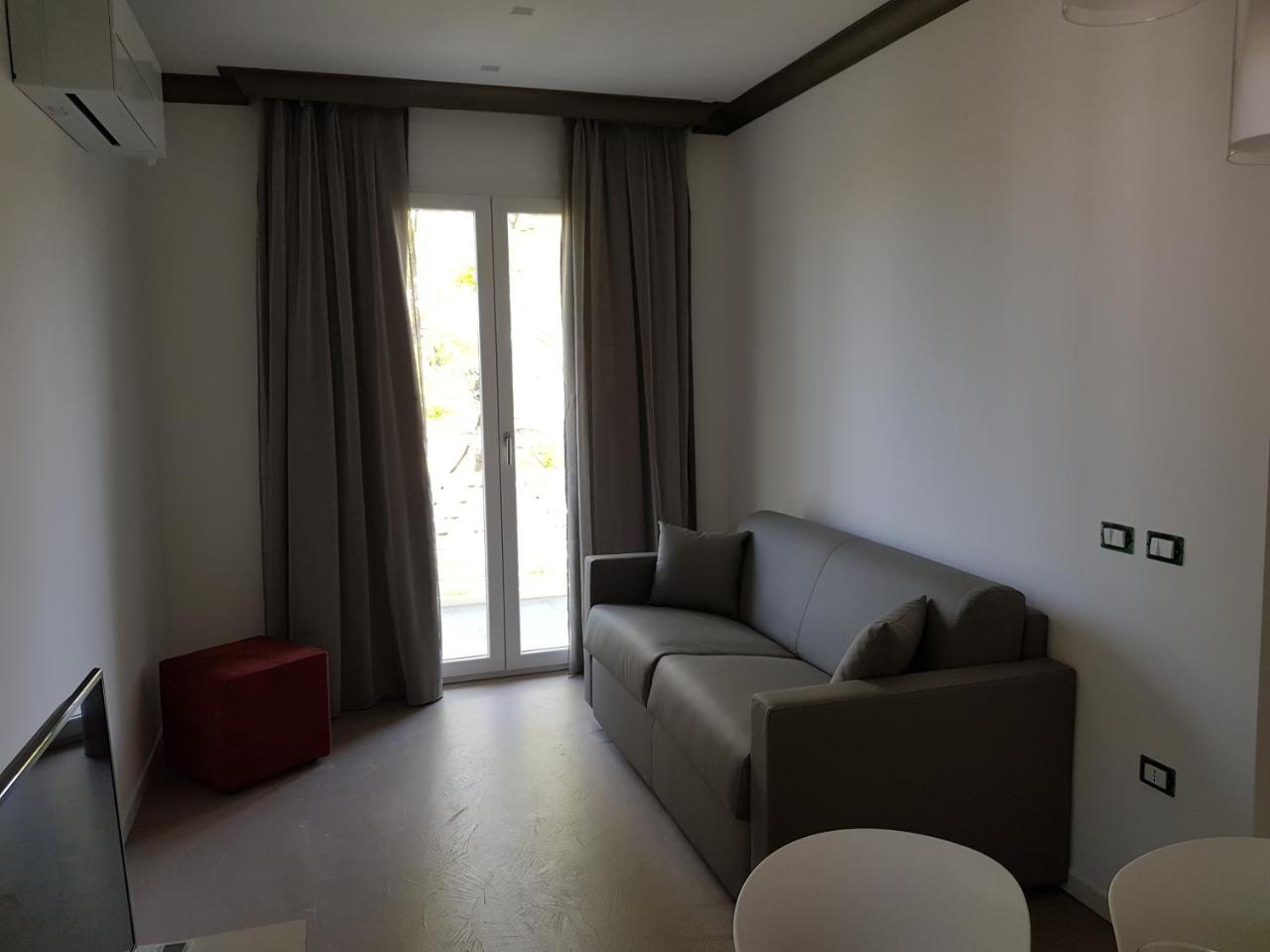 Residence Hotel Venus Suites Cervia Exterior foto