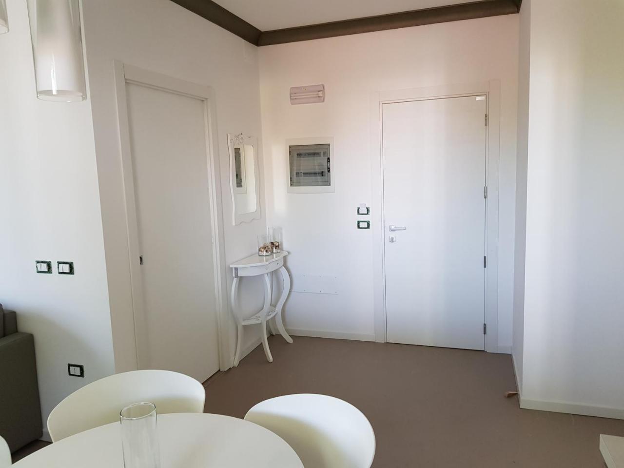 Residence Hotel Venus Suites Cervia Exterior foto
